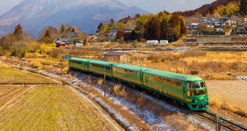 JR九州由布院之森復古觀光列車